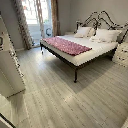 Modern Cozy Apartment, Close To Pazari I Ri, Self Check-in Free Wifi 아파트