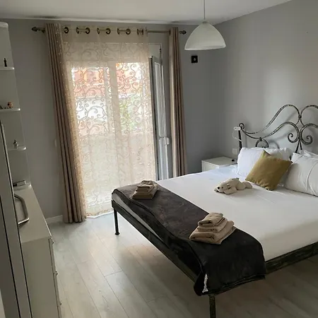 Modern Cozy Apartment, Close To Pazari I Ri, Self Check-in Free Wifi Tirana